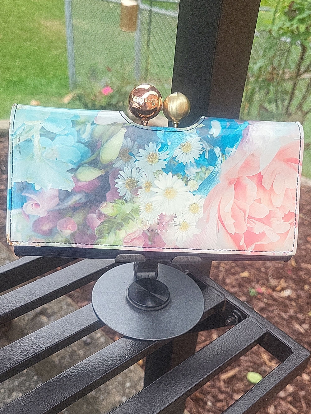 Ted Baker Of LondonFloral Print Clasp Wallet - Multi-Color